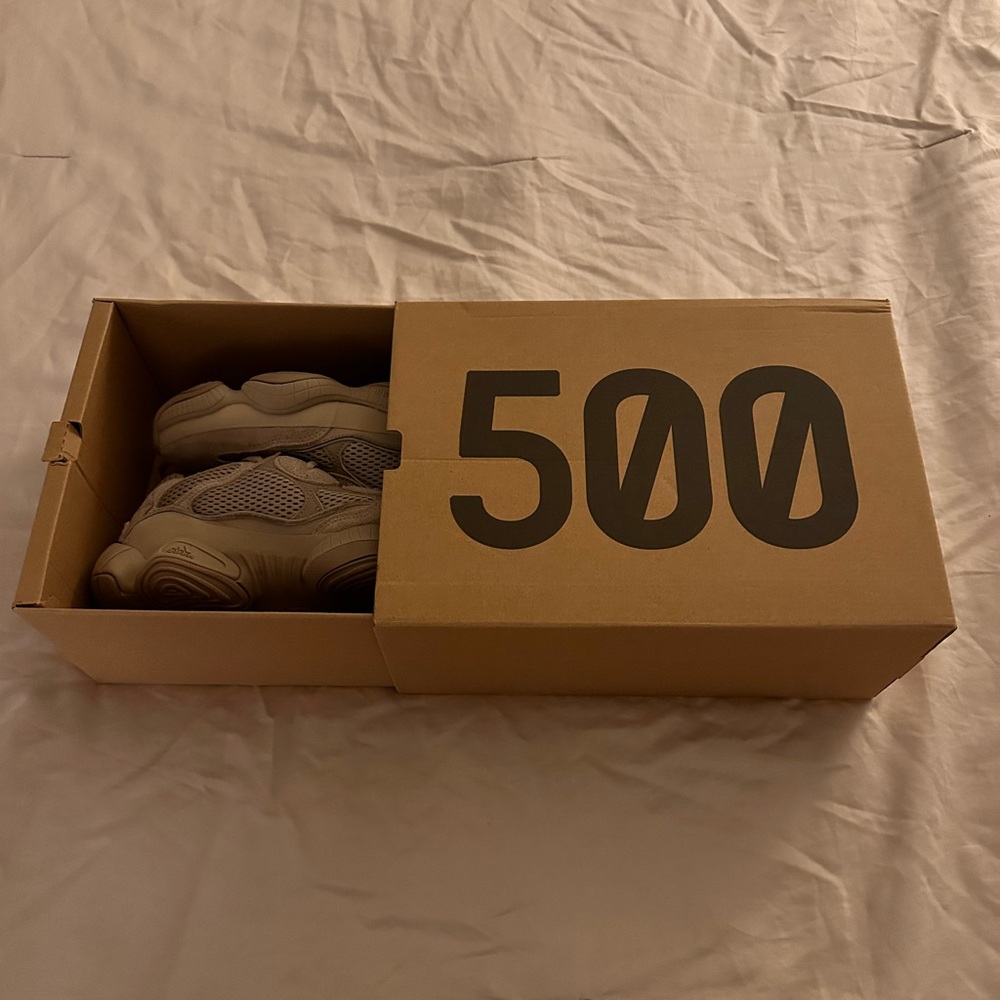 Yeezy 500 Sneakers